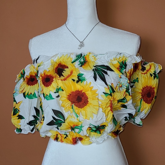 Tops Sunflower Print Blouse Nwot Poshmark